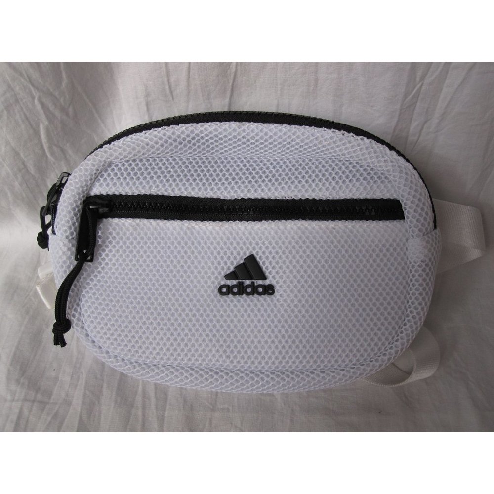 NWOT Adidas Air Mesh Waist Fanny Pack Black‎ on White Awesome Mens/Womans